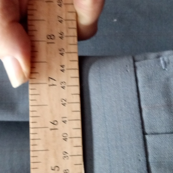 2 Piece Suit - Picture 11 of 13